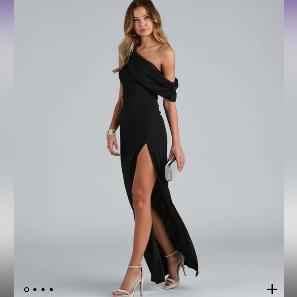 COPY - Windsor formal off the shoulder dress in black. Never worn!